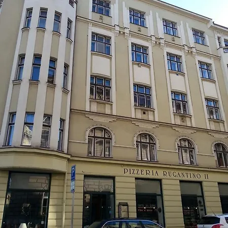 My Mucha's Old Gallery Apartment Prague